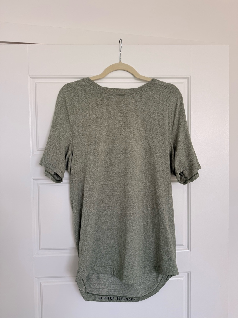 Olive Green Men’s Lululemon Workout Shirt